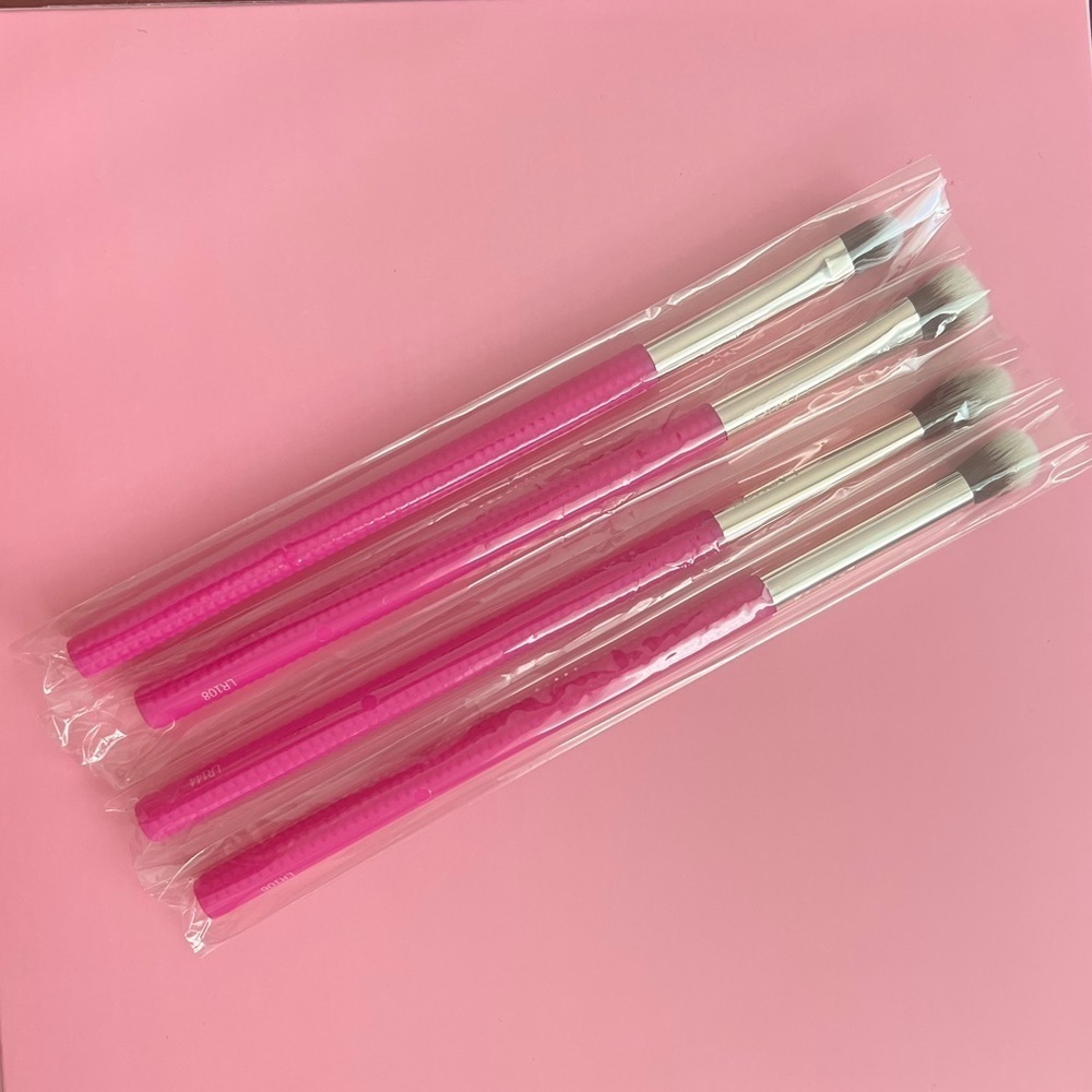 Laruce-Kayla 4-Piece Eye Makeup Brush Set - Picture 3 of 3
